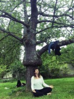 méditation sous les arbres plus large arcencielyoga-atelier-yoga-diamant-4