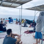 arcencielyoga-stage deyoga diamant et d'apnée avec les dauphins à Sataya - briefing sur le pont du bateau